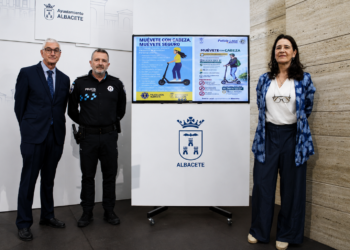 La Policía Local de Albacete intensifica durante los próximos días los controles de los VMP para comprobar el registro, el certificado, la placa identificativa y seguro de este tipo de vehículos
