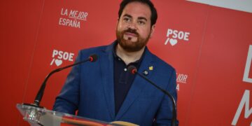 Pablo Camacho: «Para el PP la sanidad es privatización, recortes y despidos; para Page es prioridad y la mayor apuesta por la sanidad pública»