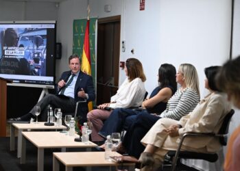 La directora general de la Guardia Civil inaugura las jornadas que reivindican el papel de la mujer en el Servicio Marítimo