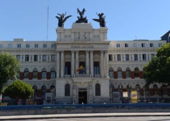 El Gobierno publica la orden de módulos con importantes reducciones en el IRPF 2025 para 800.000 agricultores y ganaderos