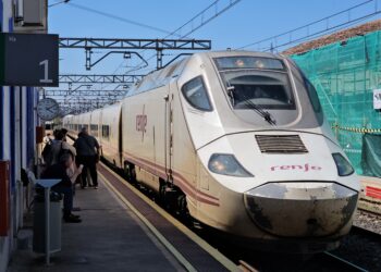 Julián Nieva defiende el trazado del AVE por Manzanares frente a los planes de Fomento
