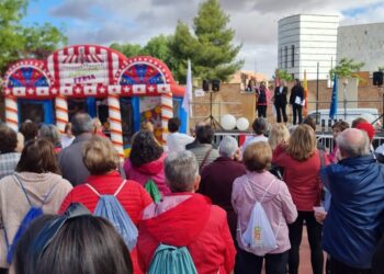 Valdepeñas reúne a más de 300 mayores en la feria ‘Vive el deporte’ de las Olimpiadas Senior