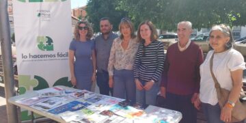 Llanos Navarro destaca en el encuentro de colegios de la zona que el programa Yo soy Franciscanos fomenta la convivencia desde la identidad y el orgullo de barrio