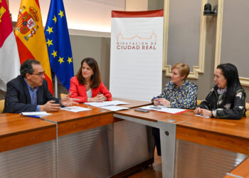 La Asociación de Cervantistas y la UCLM piden apoyo a la Diputación para celebrar el XVI Coloquio Internacional en Argamasilla de Alba