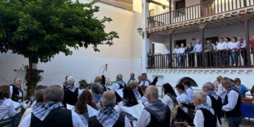 La Solana abrió las Cruces de Mayo con más participación y nuevos enclaves
