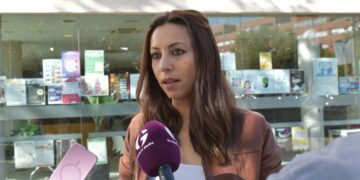 Guarinos “estafa” a la ciudanía, gratificando con 2,5 millones de dinero público a la empresa de limpieza, cuando lleva tres años con un servicio pésimo