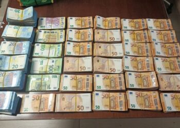 La Guardia Civil de Albacete interviene 195.000 euros de ilícita procedencia en la autovía A-31