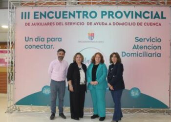 El III Encuentro Provincial de Auxiliares de Ayuda a Domicilio aglutina a un centenar de profesionales de la provincia