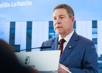 García-Page: “Terminaremos haciendo que se cumpla un compromiso para que la alta velocidad con Jaén pare y beneficie a La Mancha”