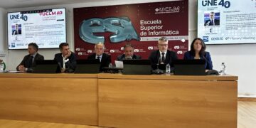 El Gobierno regional y UCLM consolidan su colaboración con la puesta en marcha de la Cátedra de Inteligencia del Dato