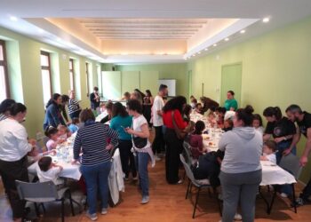 15/05/2026
					Educación
					
					Torrijos culmina su Semana de la Familia con una notable participación
					TORRIJOS CULMINA SU SEMANA DE LA FAMILIA CON UNA NOTABLE PARTICIPACIÓN CIUDADANA    Hoy, 15 de mayo, se conmemora el Día Mundial de la Familia,  …