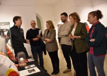 El Centro Aguirre acoge la exposición ‘Mujeres Leyendas del Deporte’ con piezas históricas del olimpismo y grandes referentes femeninos