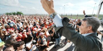 Feijóo exige que Sánchez cuente “todo lo que sabe” del ‘caso mascarillas’ en vísperas de la declaración de Ábalos