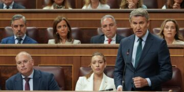 Feijóo apunta a Sánchez: «Sin su Consejo de Ministros, Zapatero no habría podido delinquir»