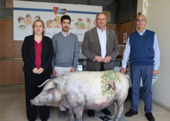 El Gobierno regional pone en valor el modelo de industria agroalimentaria innovadora y con arraigo en el medio rural