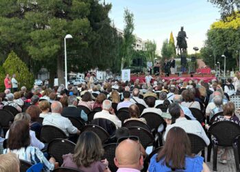 Ciudad Real reconoce la trayectoria de Emiliano Sánchez de Moya y la solidaridad del voluntariado juvenil de Marianistas en los premios “Mayores Destacados 2026”
