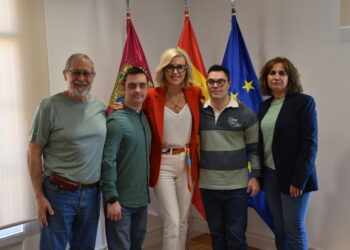El Gobierno de Castilla-La Mancha reconocerá a Francisco y Alfonso Pérez, pioneros en el arbitraje inclusivo, con una Placa al Mérito Regional