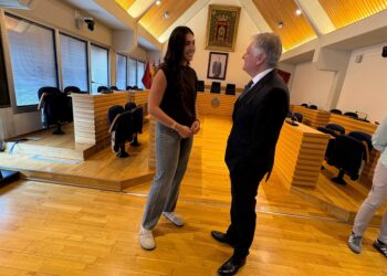 El Ayuntamiento de Ciudad Real recibe a Alba Caballero tras proclamarse campeona de Europa U20 con la selección española de baloncesto