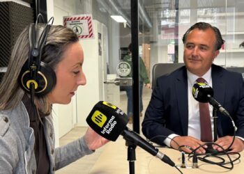Moreno anuncia una auditoría sobre el coste y el número de MENAS en Castilla-La Mancha «cuando VOX gobierne»