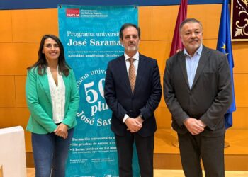 El Gobierno regional destaca el Programa Universitario José Saramago 50 Plus como ejemplo de envejecimiento activo y participación social