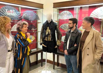 Eugenio Loarce muestra su trayectoria en el museo Elisa Cendrero