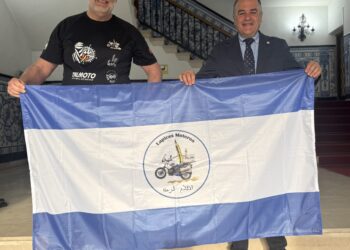 El alcalde reconoce la labor solidaria de Lápices Moteros llevando ayuda a las zonas más desfavorecidas del sur de Marruecos