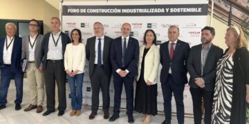 Gregorio destaca la necesidad de compatibilizar el desarrollo urbanístico con la sostenibilidad y la innovación