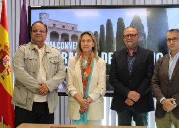 La Federación provincial de Turismo y Hostelería de Guadalajara y el ayuntamiento capitalino refuerzan su alianza para impulsar el consumo y la proyección turística de Guadalajara