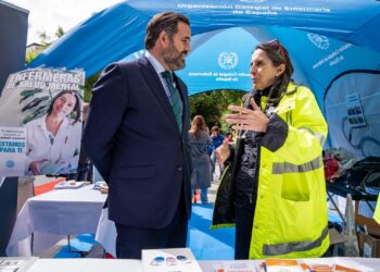 Núñez defiende que cuidar de la enfermería es clave para su proyecto de mejora de la gestión sanitaria de Castilla-La Mancha