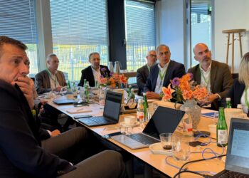 Una delegación de la Sanidad de Castilla-La Mancha visita el Centro de Innovación de Philips en Best (Países Bajos)