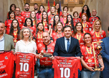 La Diputación de Ciudad Real recibe al Balonmano Soliss Pozuelo tras su histórico ascenso a la Liga Guerreras Iberdrola