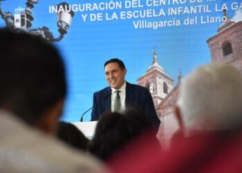 Martínez Chana anuncia el compromiso de la Diputación para ayudar en las obras de los colegios públicos del ámbito rural