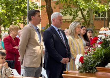 La alcaldesa acompaña al barrio de Los Manantiales en la celebración de San José Artesano