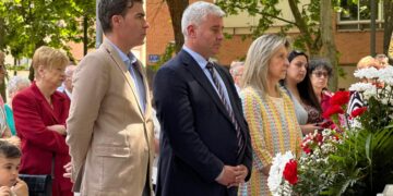 La alcaldesa acompaña al barrio de Los Manantiales en la celebración de San José Artesano
