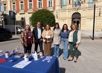 La Diputación de Ciudad Real muestra su compromiso con los pacientes y familiares afectados por fibromialgia y fatiga crónica