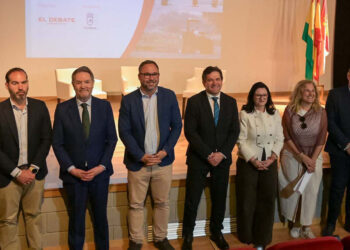 Valverde anuncia en Tomelloso ayudas de la Diputación de Ciudad Real para contribuir a paliar los efectos de la plaga de conejos en la provincia