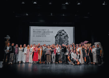 Elena Serrallé destaca el III Certamen de Teatro Amateur como “un impulso al talento escénico local y a una cultura participativa, cercana y abierta a todos”
