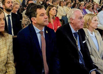 Valverde le traslada a Abilio Martínez en la apertura del Año Jubilar de Almodóvar del Campo su intención de proponer para Medalla de la Provincia a la Diócesis de Ciudad Real