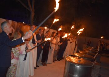 Puertollano prende la llama del solidario Santo Voto