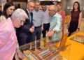 Del Gran Teatro a la plaza de Toros en miniatura en cincuenta años de Basilio Sáez dedicado a la grandeza de lo pequeño