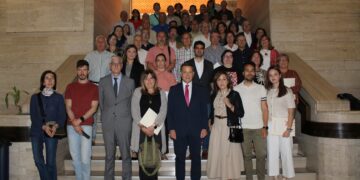 Manuel Serrano agradece a los 60 empleados municipales jubilados en 2025 su gran vocación de servicio público y su compromiso con la ciudad: “Sois el alma de la atención ciudadana”