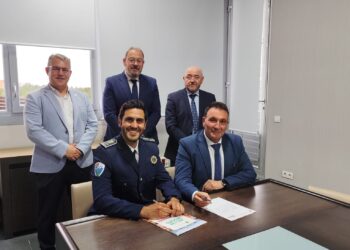 Servicio de Emergencias 1-1-2 Castilla-La Mancha y Ayuntamiento de Hellín firman un protocolo para asegurar la coServicio de Emergencias 1-1-2 Castilla-La Mancha y Ayuntamiento de Hellín firman un proordinación en situaciones de emergencia en el municipio