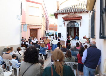 El barrio Cristo de Zalamea celebra su tradicional misa con motivo de la festividad de la Santa Cruz