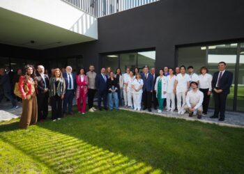 Cabañero: “El medio rural tiene futuro cuando se llena de servicios como éste que suman cuidados, empleo y dignidad para la gente”