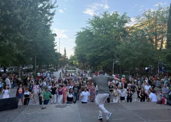 Cerca de 200 personas participaron en la clausura de los talleres  de baile de la Universidad Popular