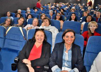 La unión y la fuerza de las mujeres en la segunda sesión cinematográfica de los «Lunes Violeta»