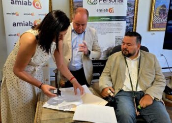 La Roda y Amiab refuerzan su compromiso con la inclusión y la asistencia personal en el medio rural