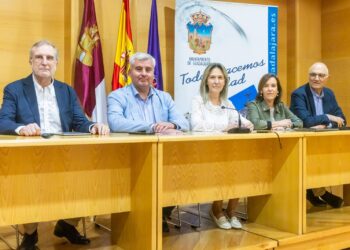 El Ayuntamiento presenta el Plan del Casco Histórico para reforzar la vivienda, el comercio y la identidad de la ciudad