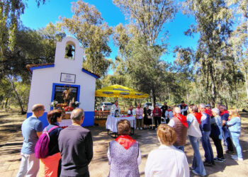 El Villar celebra la festividad de San Isidro con una romería a pie de la Dehesa Boyal