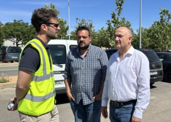 El alcalde, Valentín Bueno, destaca la ampliación del parking del Hospital de Villarrobledo para mejorar el servicio a los ciudadanos